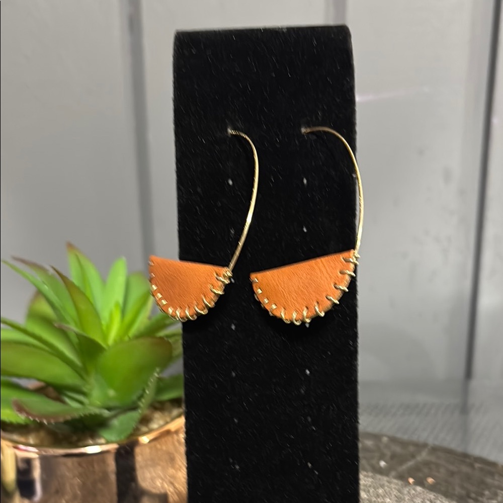 Tan Geometric Fan Earrings with Metallic Hoops